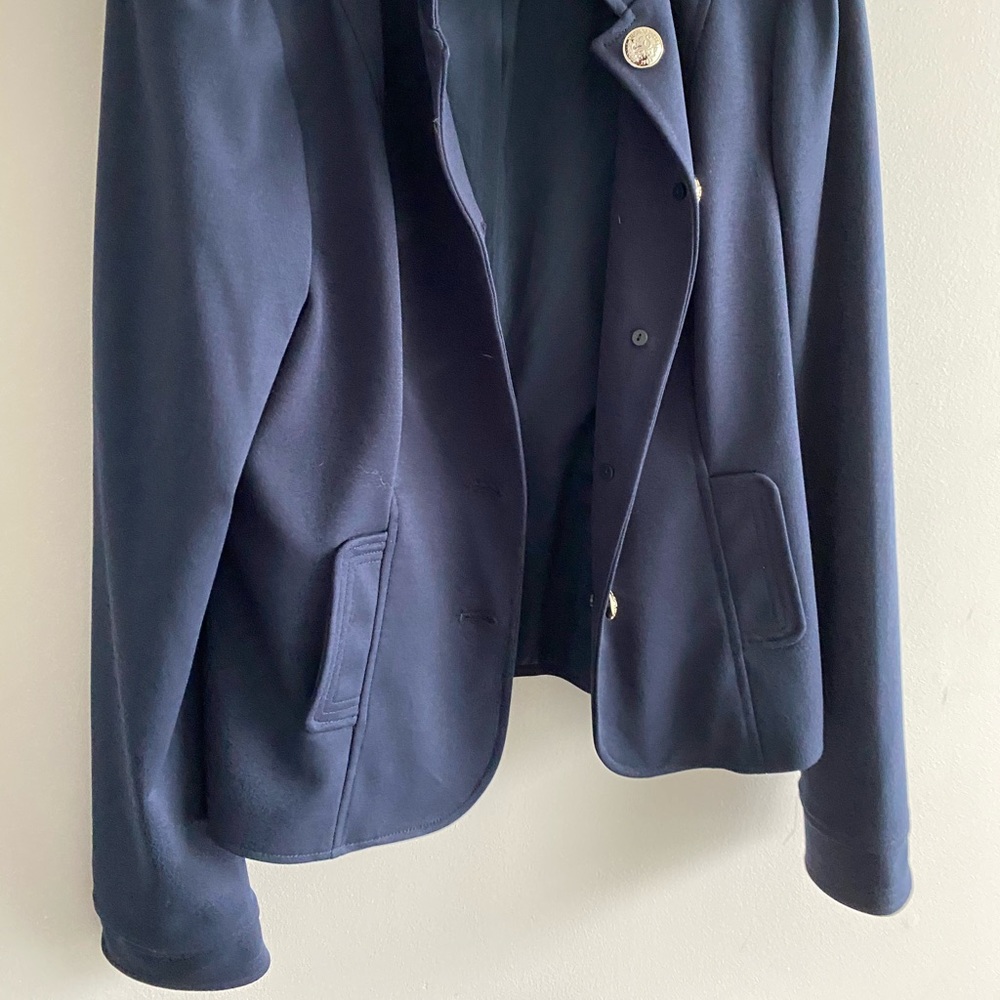 Blazer - Picture 5 of 5
